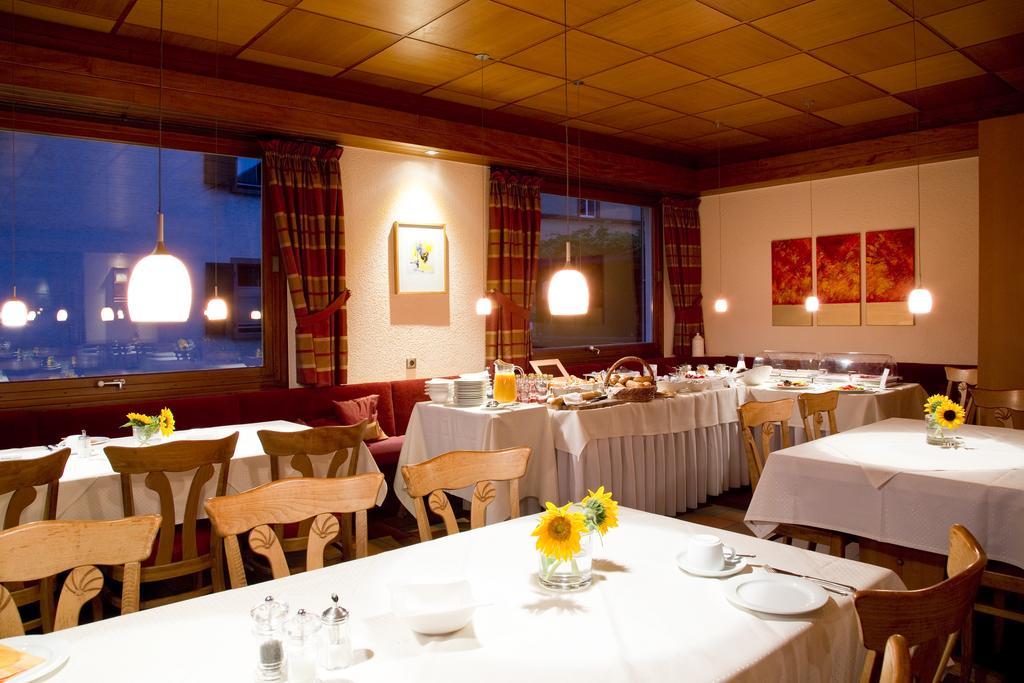 Restaurant-Hotel Maien 罗拉赫 外观 照片